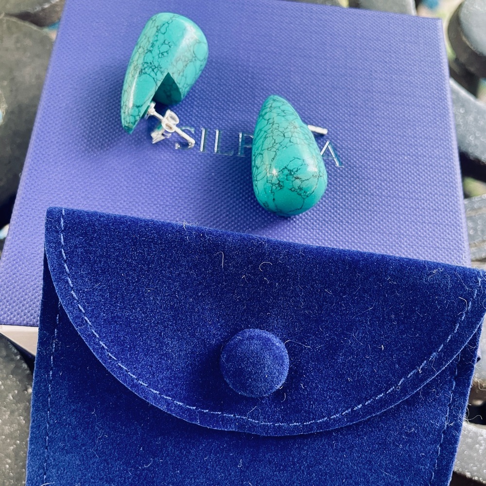Silpada ‘Fun Petals’ Drop Turquoise Earrings. NWB. - Picture 6 of 6